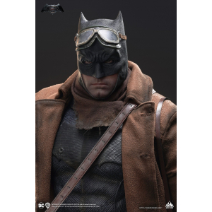 DC Comics: Batman vs Superman Dawn of Justice - Knightmare Batman 1:4