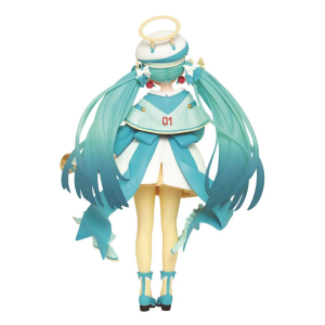 Vocaloid PVC Hatsune Miku 2nd Season Winter Version